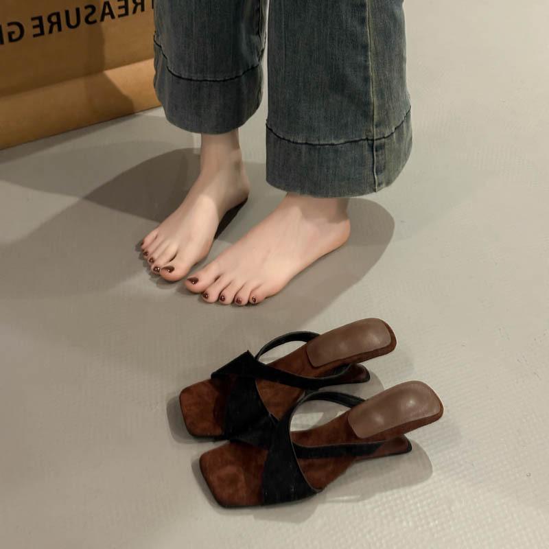 2025 summer new square head open-toed slope heel half-tow holiday beach Roman cool slippers with women's cool slippers