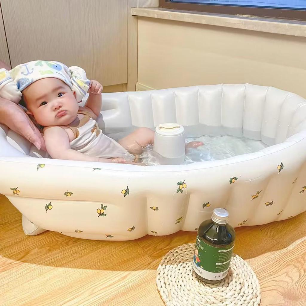 Cartoon Bear Inflatable Baby Bath Tub: Portable Infant Bathtub for Bathing and Playtime