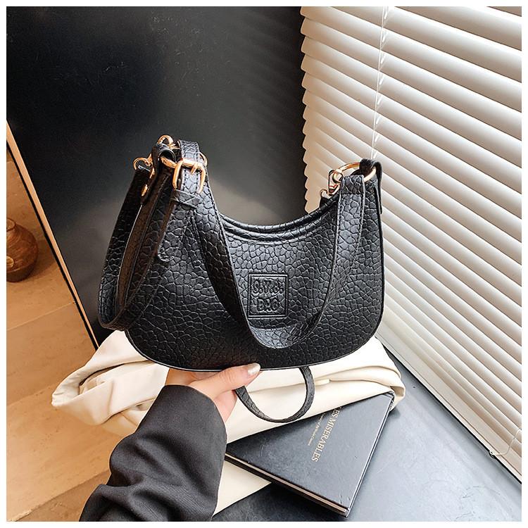 IELGY Ladies Underarm Bag All-Match Simple Style Hand Dumpling Bag