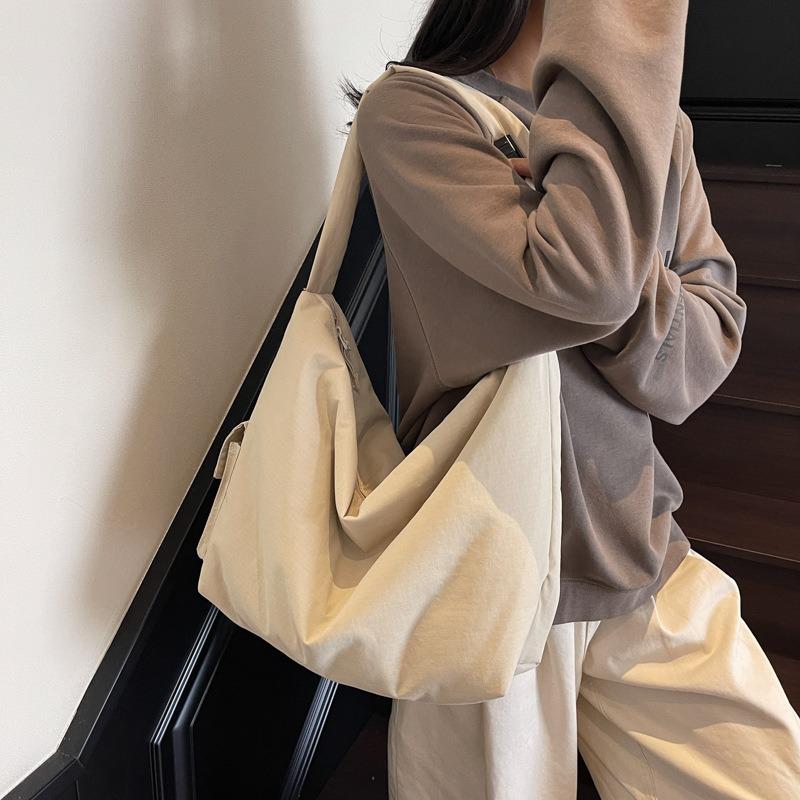 New simple casual large-capacity bag, high-end sense trendy fashion crossbody single shoulder commuter wind tote bag women's bag