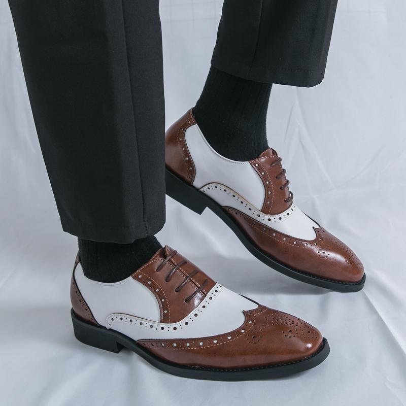 Classic Casual Business Shoes Men Retro White Brogues Leather Office Shoes Men Formal Social Wedding Dress Leather Oxford Shoes