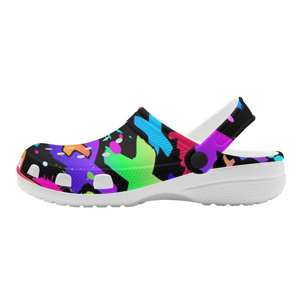 White EVA Clogs with Moon Star Print, Lightweight Slip On Garden Shoes, Breathable Beach Sandals, Indoor Outdoor Slippers for Men Women