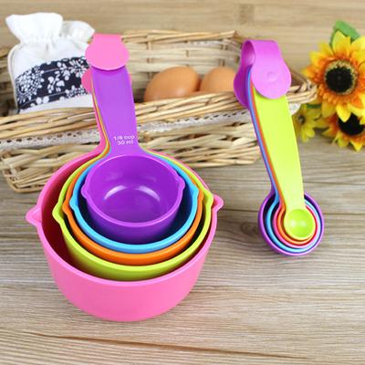 Set da 5 Pezzi Cucchiai Colorati Impilabili Misurini per Farina Miscelazione Cottura Strumento da Cucina