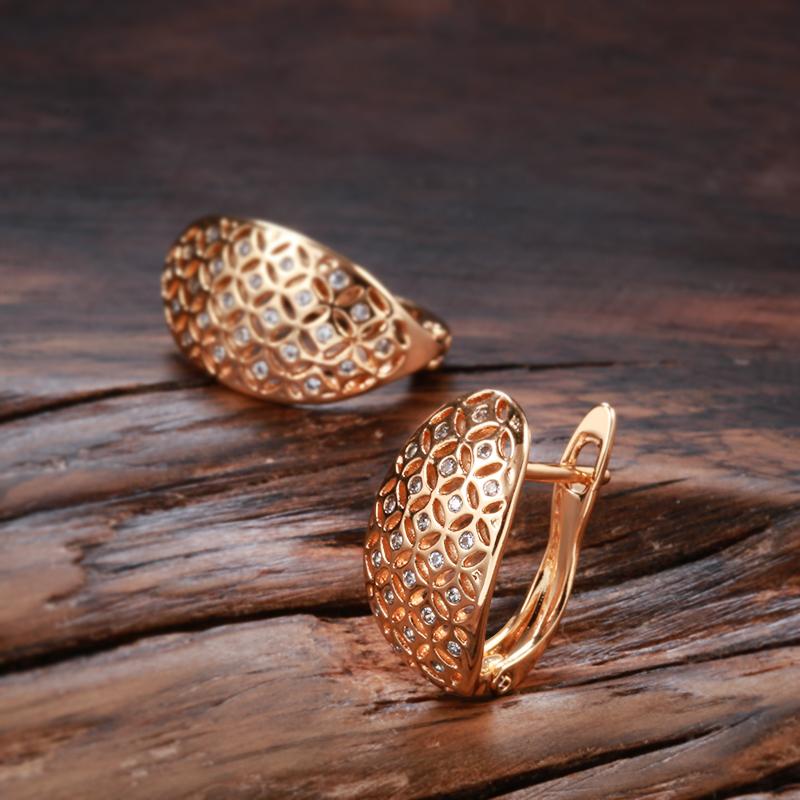 New Unique Metal Rose Gold Drop Earrings Women Hollow Flower Natural Zircon Earrings Wedding Jewelry Christmas Gift