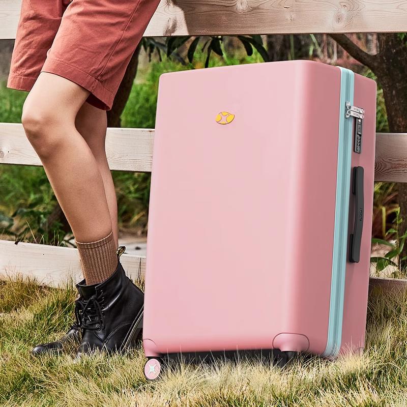 MGOB Classic Hardside Spinner Luggage