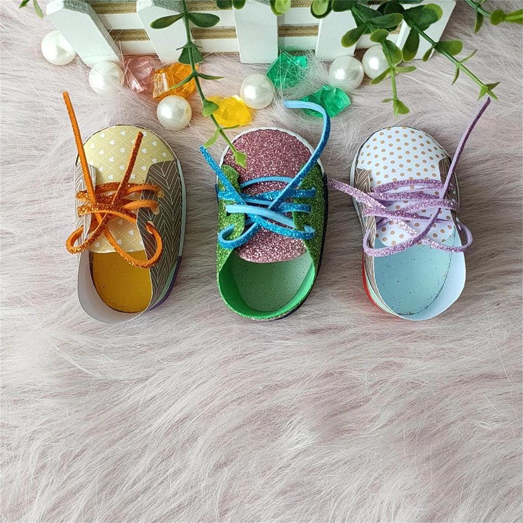 Baby Shoe Cutting Dies Metal Die Cuts Embossing Stencils for DIY Scrapbooking Album Card Photo Decoration Template Mold