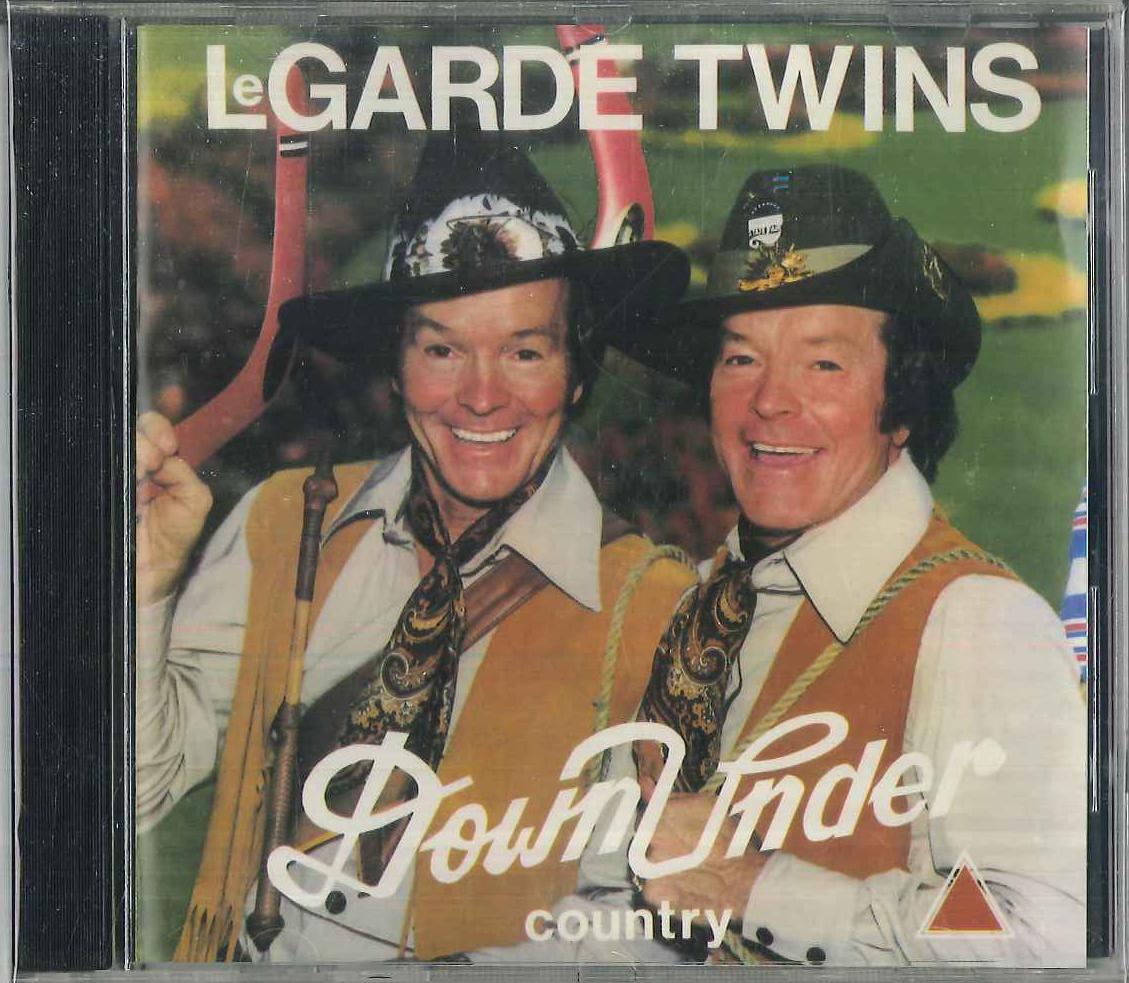 

CD LEGARDE TWINS - Down Under Country D19747 FESTIVAL Non Japan Folk Used