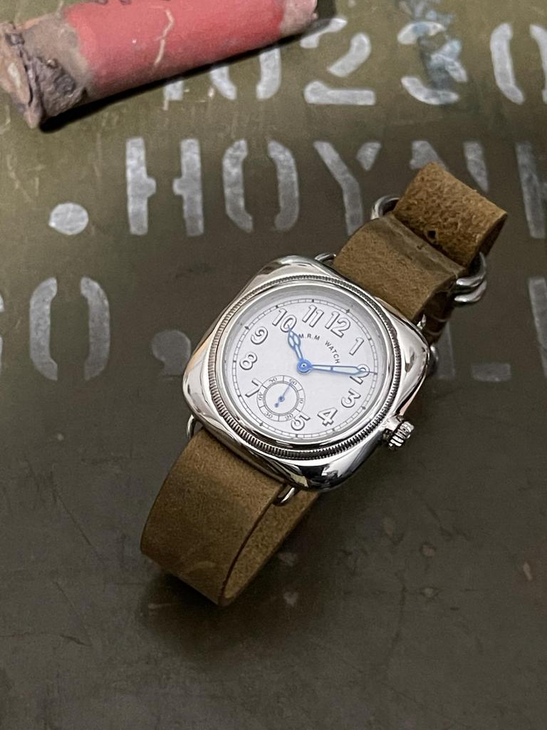 Military watch Cushion watch White dial Brown genuine leather crazy horse strap [M.R.M.W.]