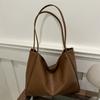 Pu Large Tote Bag For Women With Magnetic Closure And Inner Pocket For Daily Use