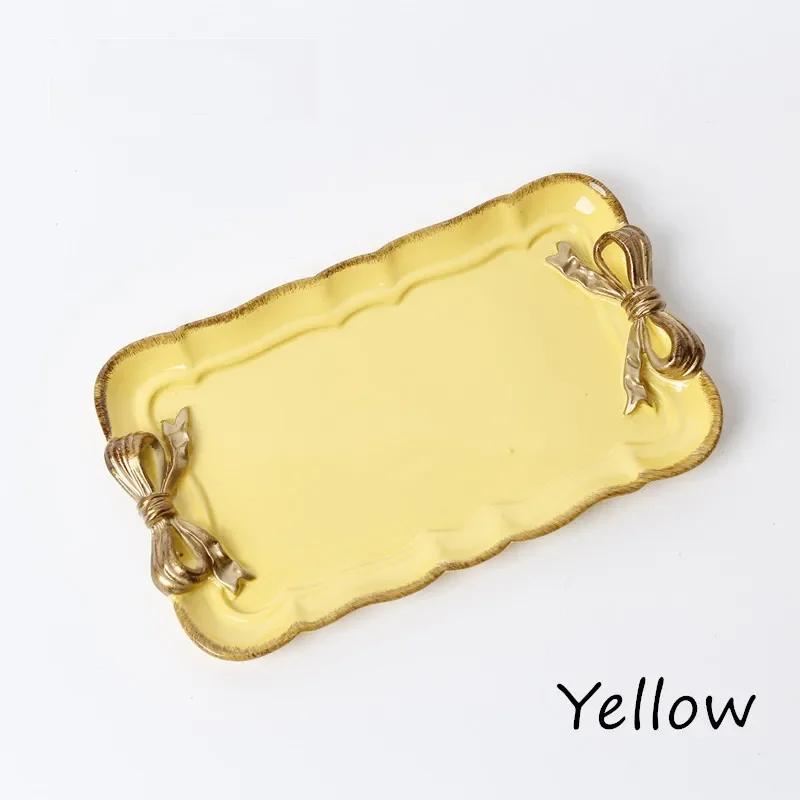 

Набор прямоугольных тарелок Имитация керамических тарелок Простые креативные смоляные десертные тарелки для торта Ручная работа с бантом Поднос для украшения вечеринки 19.5x11.5cm жёлтый