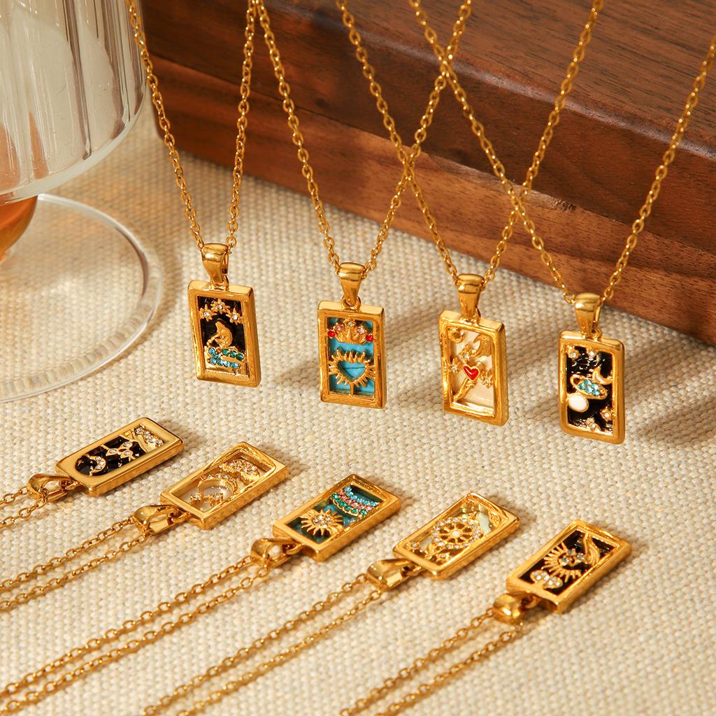 Fashion Pendant Necklace 18K Gold Stainless Steel Diamond Inlaid Tarot Card Necklace Accessories for Women
