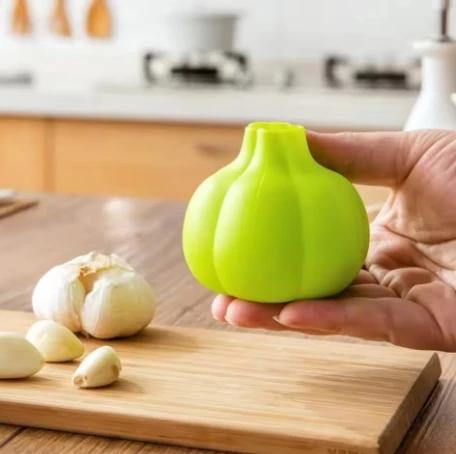 

1pc/2pcs originality Silicone Garlic Peeler Peel Useful Garlic Peeler Machine Garlic Stripper Peeling Cooking Vegetable Gadgets