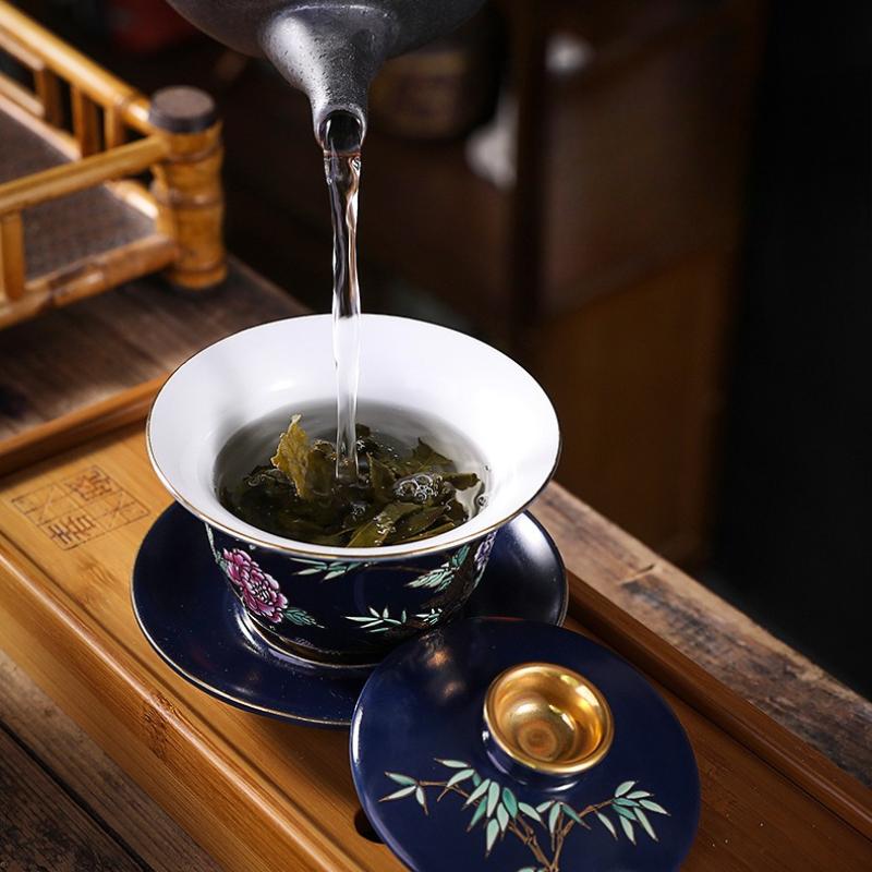 Keramický šálek na čaj se zlatým okrajem Čínský mistrovský šálek Kung Fu Kreativní dárková sada 6 kusů Jedinečné stylové čajové doplňky