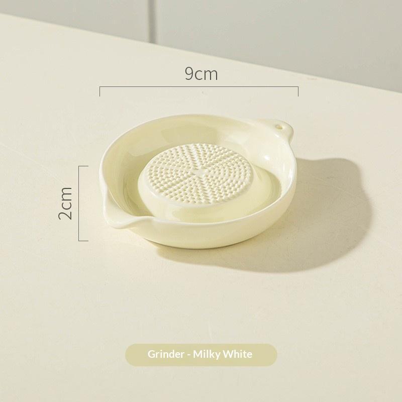 Piatto Grattugia per Aglio in Ceramica Stile Giapponese Porcellana Grattugia per Zenzero Wasabi con Beccuccio Strumento per Fare la Pasta in Cucina Articoli da Cucina