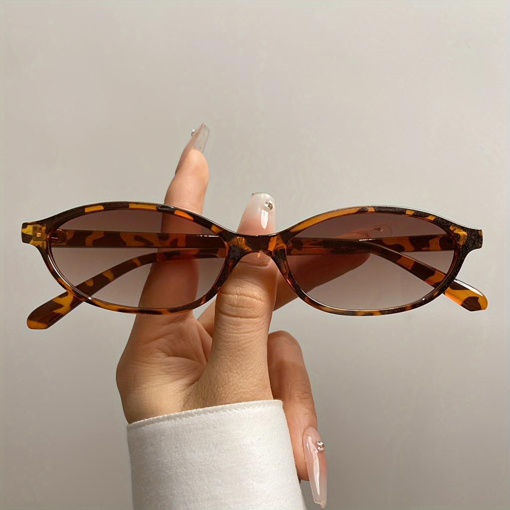 Retro Classic Fashion Sunglasses for Men Women Travel Casual Party Beach Festival Performance Sunnies