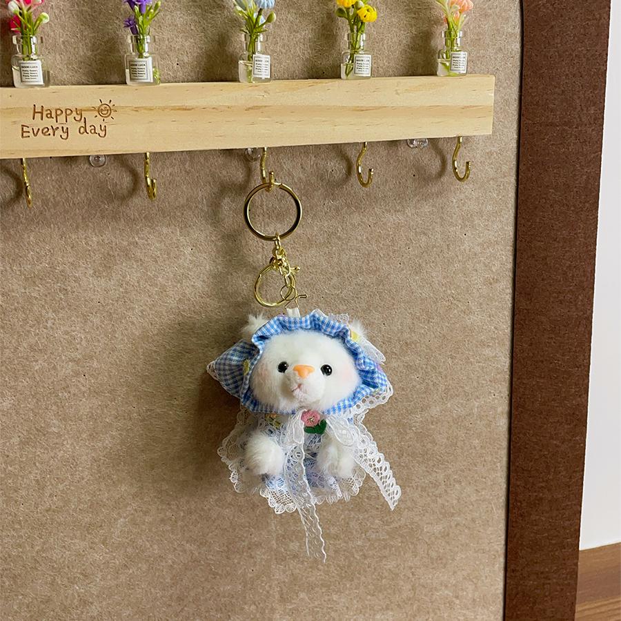 Creative cartoon dress-up teddy bear plush pendants, kitten keychains, soft stuffed dolls, cute teddy bear couple figurines