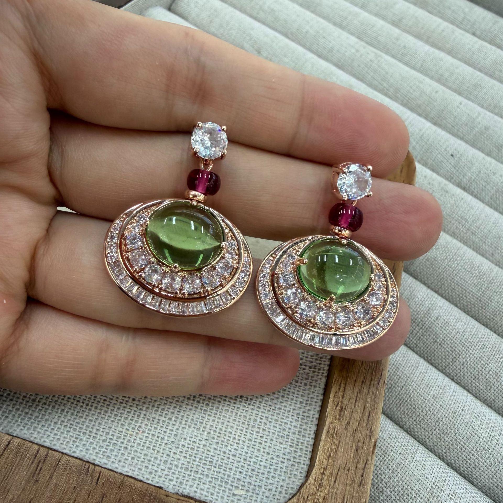 

Geometric Design Versatile Earrings Micro-Inlaid Zircon Needles Light Luxury High-End Trend Jewelry Women