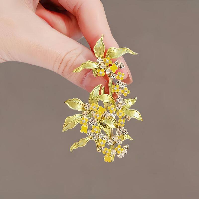 Fancy Design Fashion Fashion Maple Brooch Female Super Flash Rhinestone Leaf Pin Suit Coat Corsage Accessories