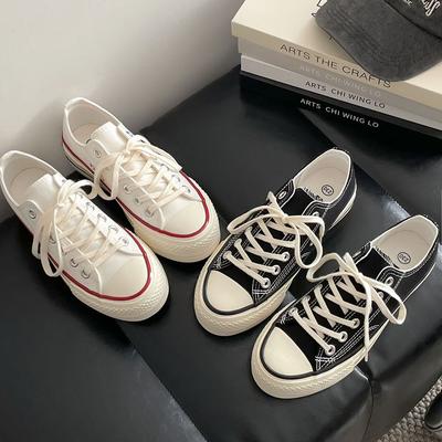 Damenschuhe – Sneaker