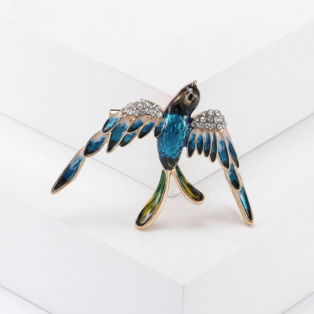 Rhinestone Swallow Brooches for Women Unisex Animal Bird Pins Event Funny Luxury Party Backpack Decoration Clothes Accessories
