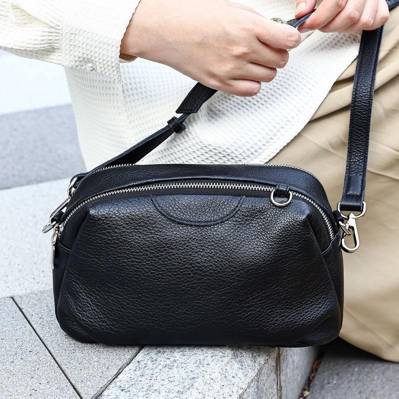 

Маленький квадратный мешок из первой коровьей кожи, мягкая кожаная косая сумка через плечо, повседневная сумка через плечо One Size чёрный