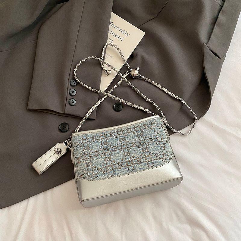 

High Sense Light Diamond Small Bag Women 2025 New Trendy Fashion Texture Chain Hobo Bag Summer Commuter Messenger Bag Silver without pendant