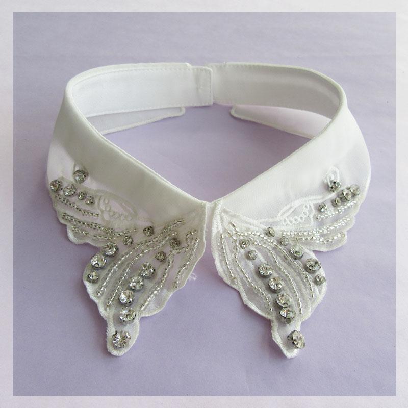 Elegant Beads Fake Collars Woman Vintage Half Shirt False Collar Woman Diamond Embroidery Detachable Collar Faux Col Accessories