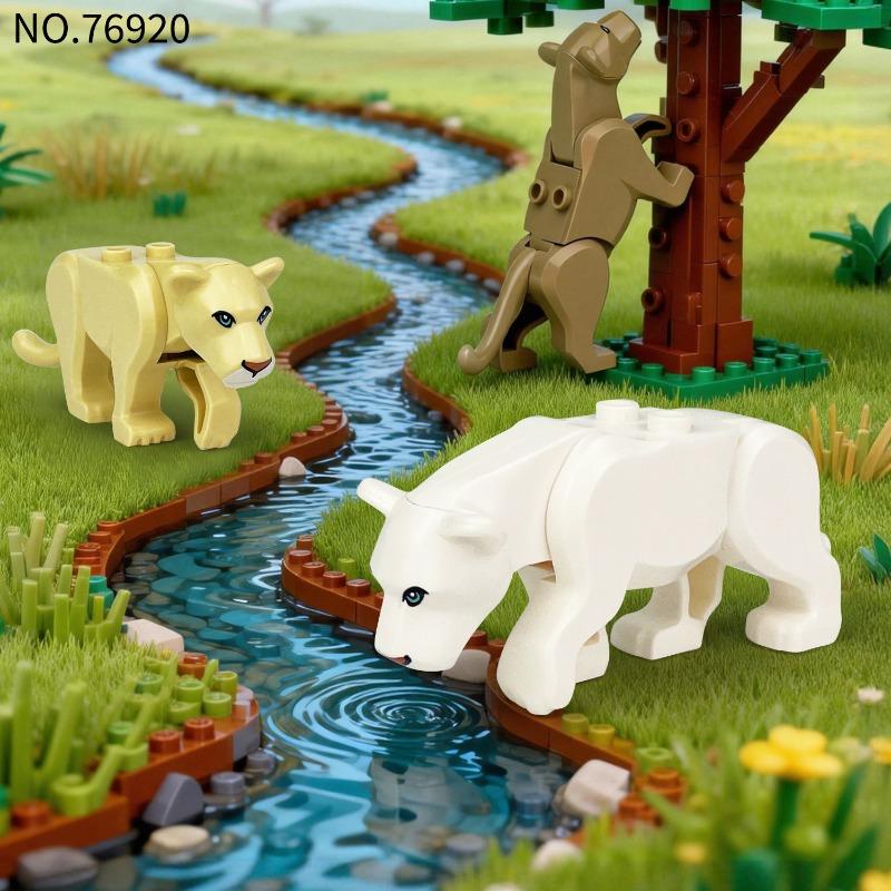 7691976920 lion animal model children assemble small building blocks toys, birthday gifts, the king of the forest.