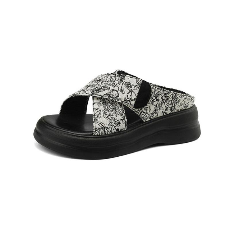 Summer Women's Outer Slippers Comfortable Non-slip Thick-soled Slippers Round Head National Style New Large Size Herringbone Cool Slippers