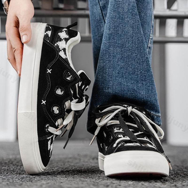 Fashion 2025 Autumn New Niche Designed Plaid Low Top Casual Shoes for Men Fashion Trend Comfortable Versatile Non Slip Lace Up Sneakers