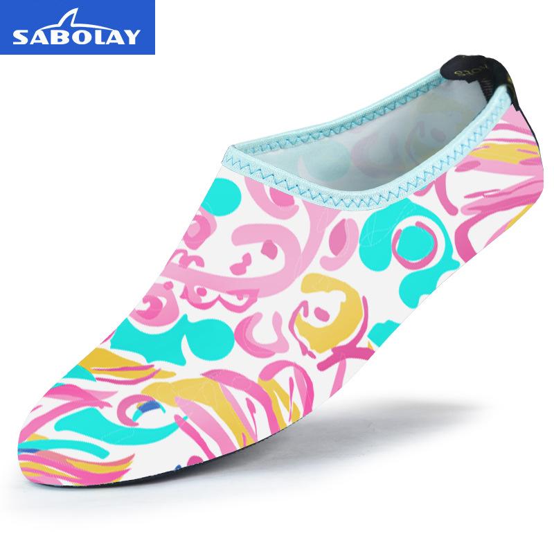 Sharkbao Lai Multicolor Diving Socks: Men's & Women's Anti-slip Snorkeling and Beach Socks Shoes