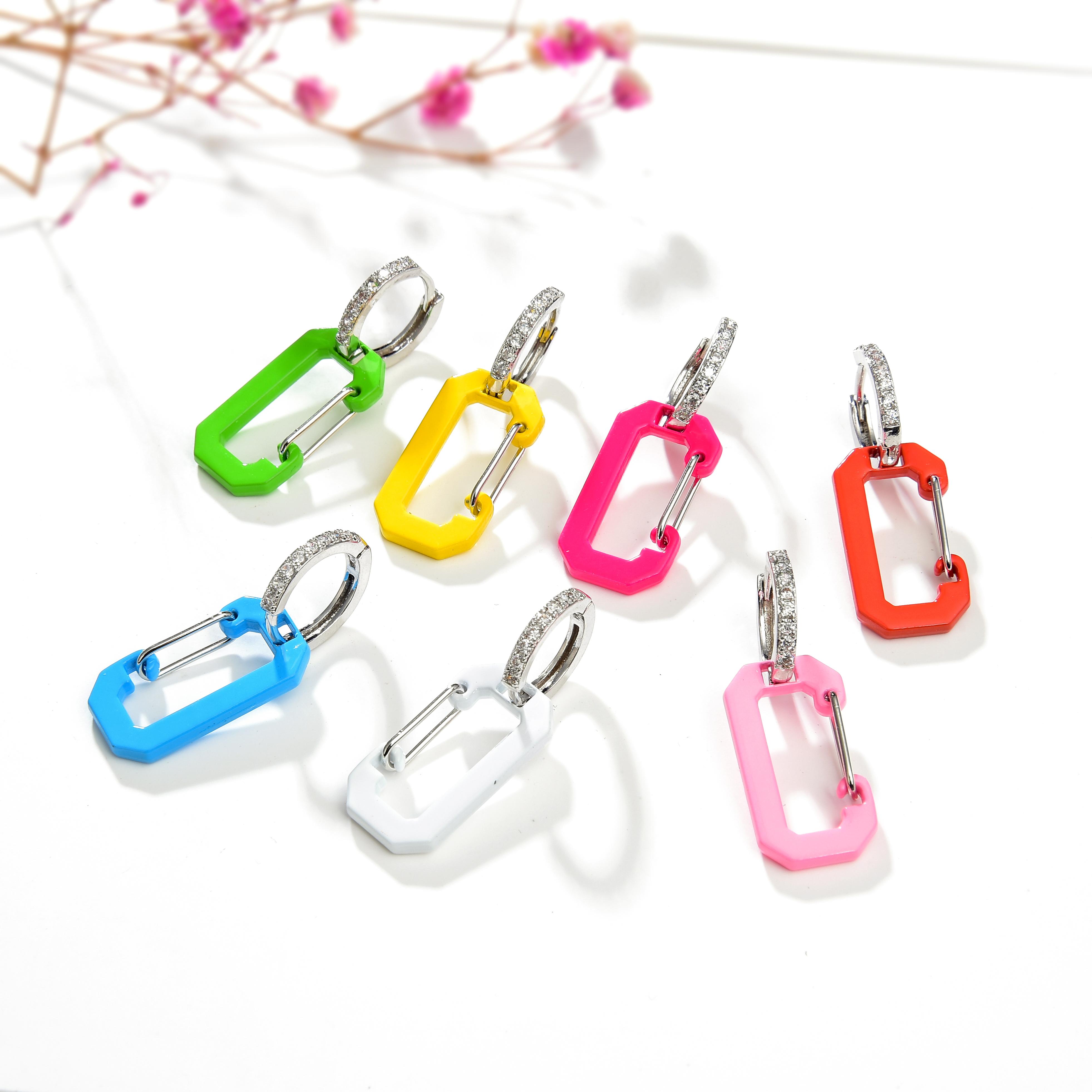 

HECHENG 1pc MINI colorful Geometric Drop Earring wholesale for Women Neon style Fluorescent Zircon love heart star VE149 WHITE золотой