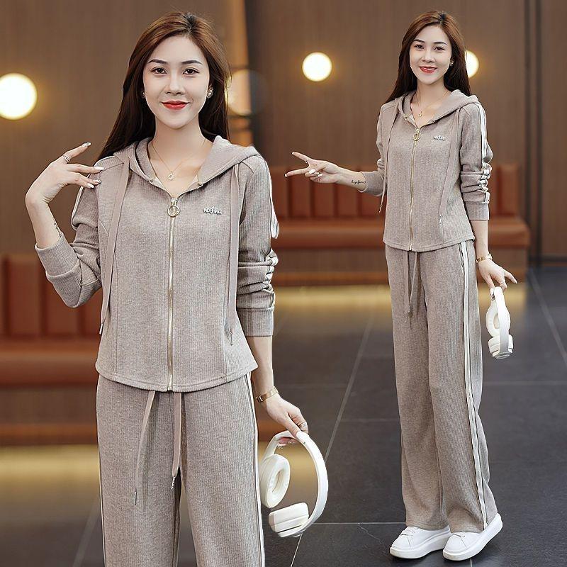 

Стильный осенне-зимний комплект: кардиган с капюшоном и брюки широкого кроя M (approx. 40-50 kg) верблюд