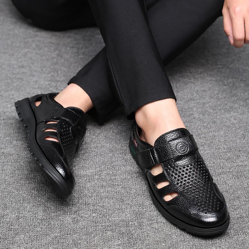 Fashion Big Size Hallow Out Leather Sandals for Men Designer Fashion Casual Summer Autumn Shoes Man Solid Color Designer Loafers Male