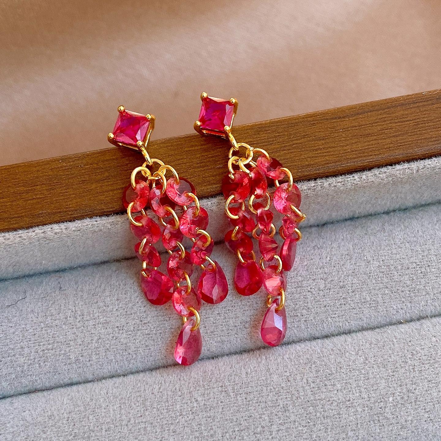 Zircon rhombus water drop fringe pendant stud earrings new Chinese retro earrings light luxury earrings