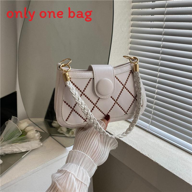 Modern Pu Pearl Chain Crossbody Bag With Magnetic Closure For Daily Casual Use