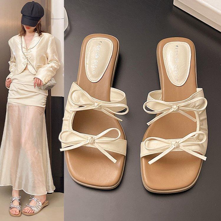 French Women's Slippers Spring and Summer Flat Slippers 2025 New Fashion Slippers Comfortable and Versatile