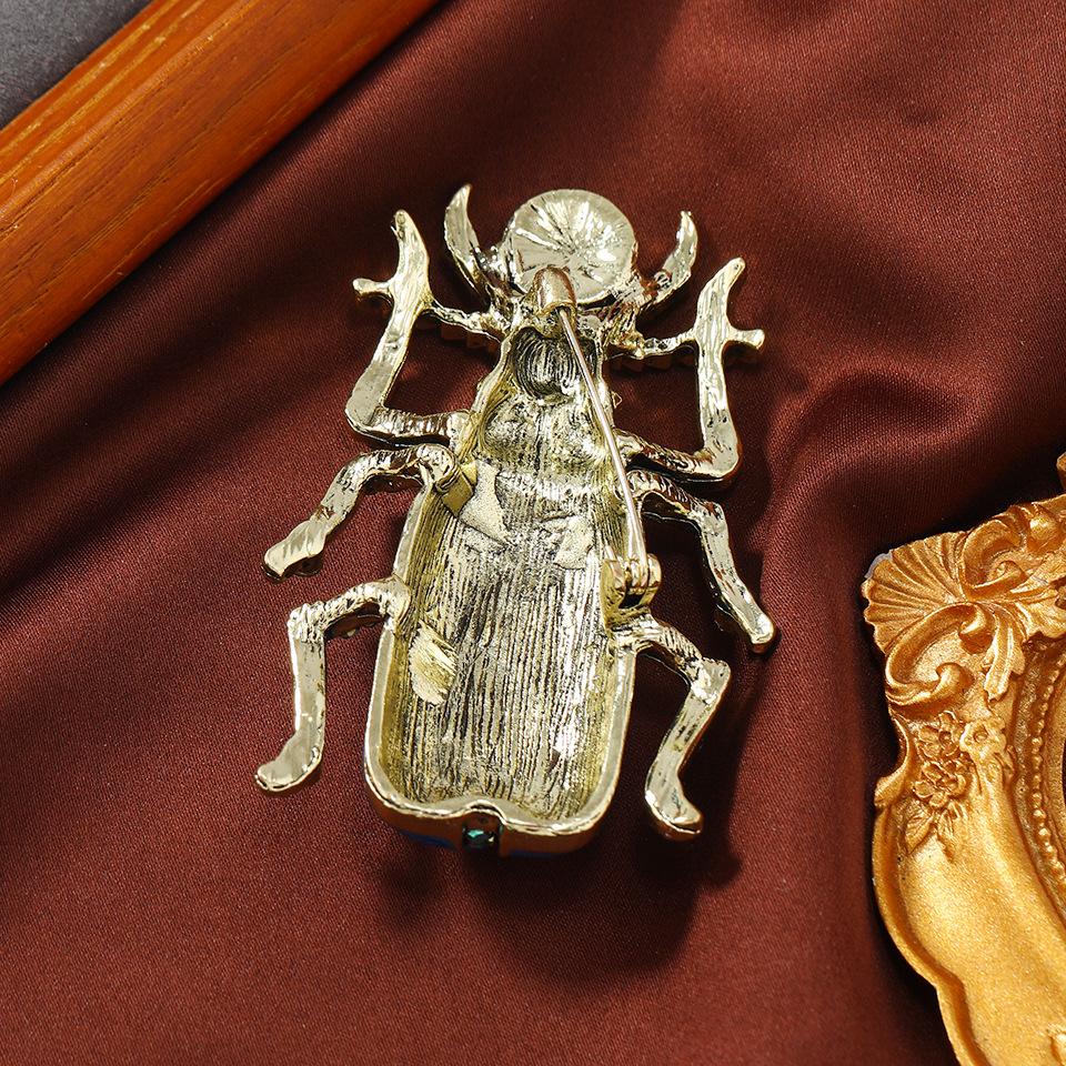 Men's Women's Beetle Shapes Brooch for Party Gift Vintage Accessories