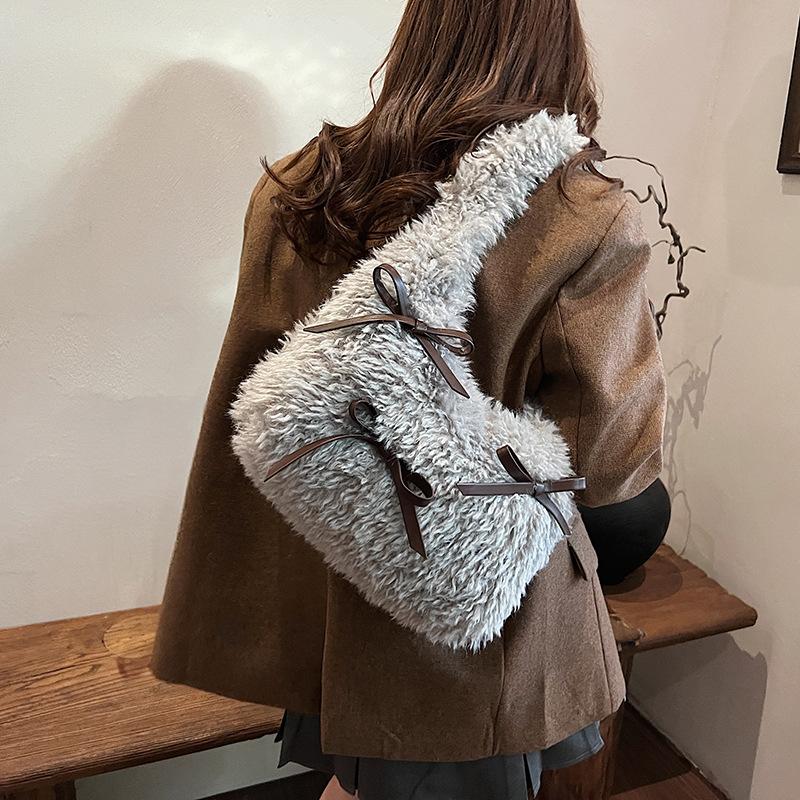 Nischen Plüschtasche Damen Neue Herbst- und Winter Vielseitige Schulter-Unterarmtasche Umhänge-Plüschtasche