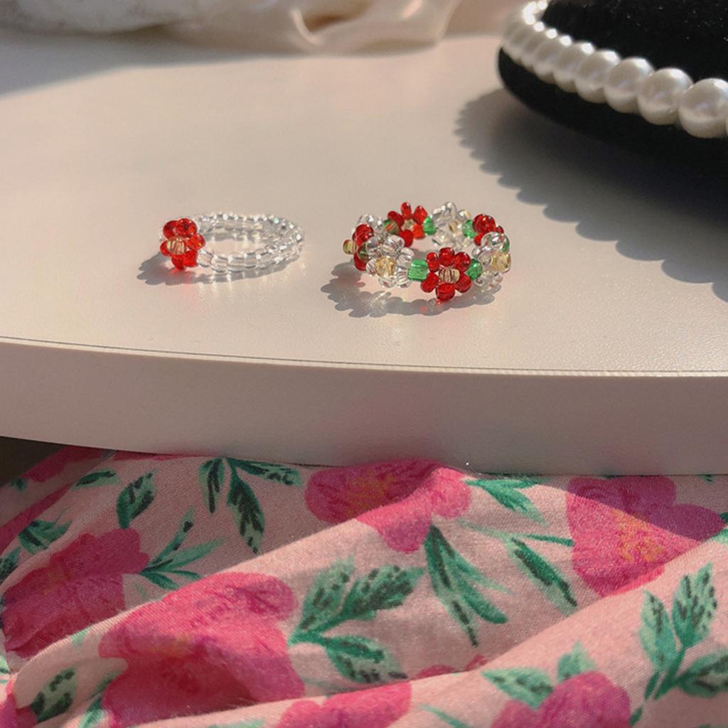 Fashionable Beaded Rings Accessory Adjustable Elastic Design Flower Rings Jewelry for Young Women and Craft Lovers
