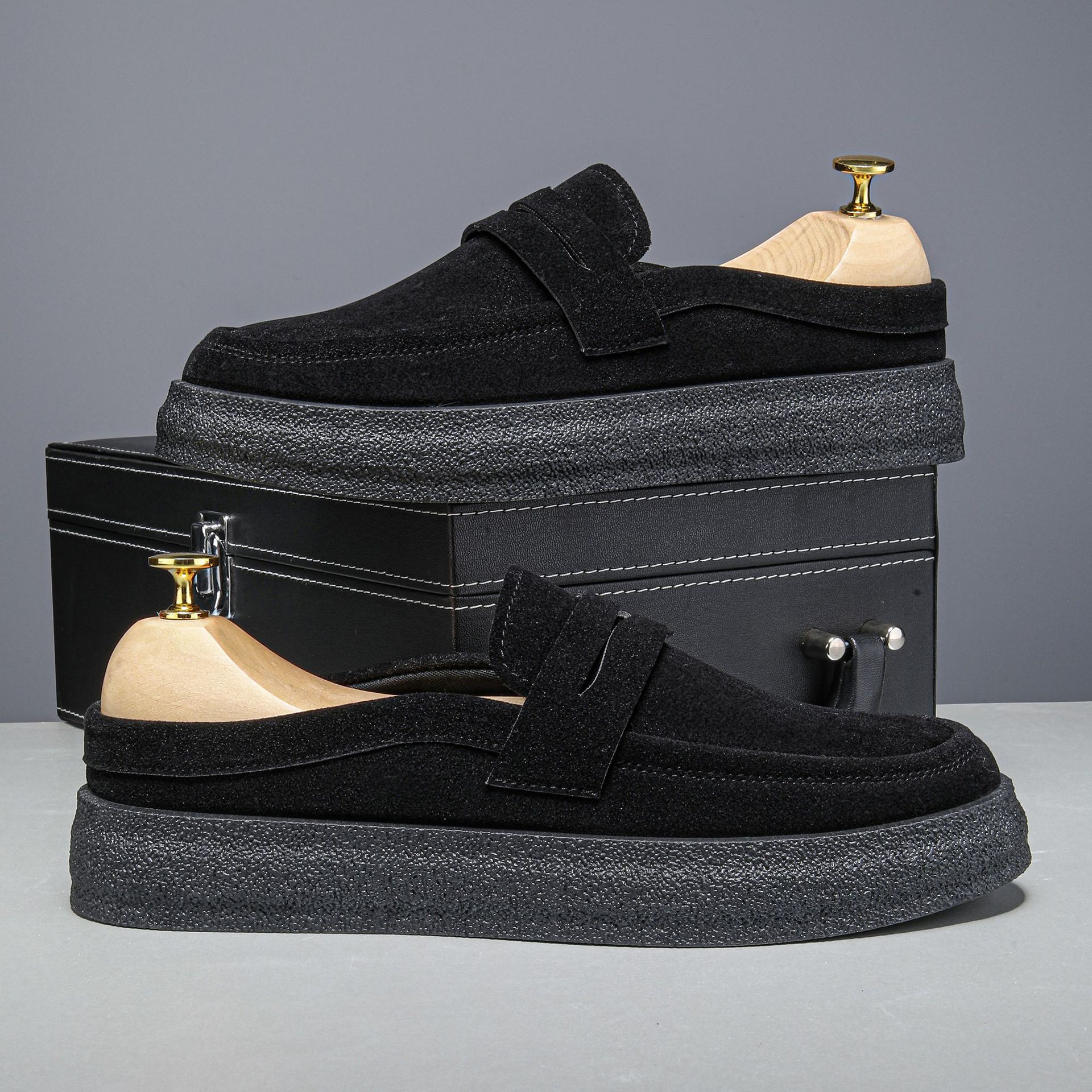 

Мужская обувь на осень Новая мужская спортивная и повседневная обувь Модная обувь Ленивая обувь Легкая обувь-бобы Мужская 45