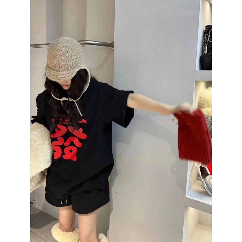 

Новая летняя корейская версия свободной футболки с принтом волос, круглым вырезом, средней длины, с короткими рукавами для женщин, универсальный топ в ленивом стиле XXXL