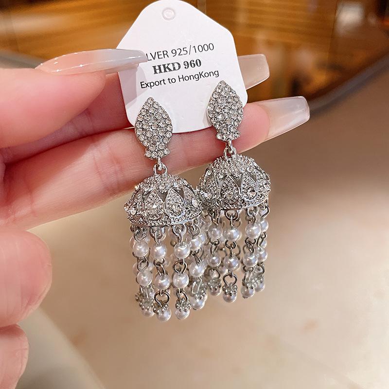 

Французские ретро серьги с жемчужной бахромой, преувеличенные нишевые серьги высокого класса, модные универсальные серьги с темпераментом