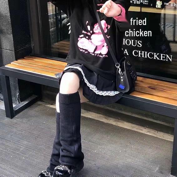 Striped Gray-Powder Wide-Leg Flared Socks: Trendy Knitted Pile Socks for JK Subculture, Perfect for Autumn and Winter.