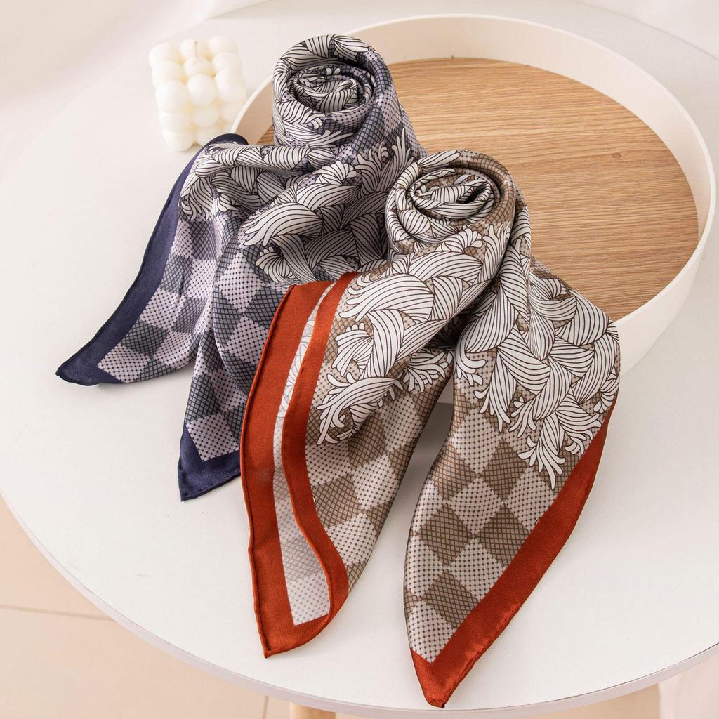 2026 New Women's Silk Scarf: Old Money Style, 86cm Mulberry Silk Crepe Satin, High-Grade Feel, Printed Square Scarf Shawl
