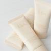 mano mano - Upt Moist UV Essence SPF 50+ PA++++