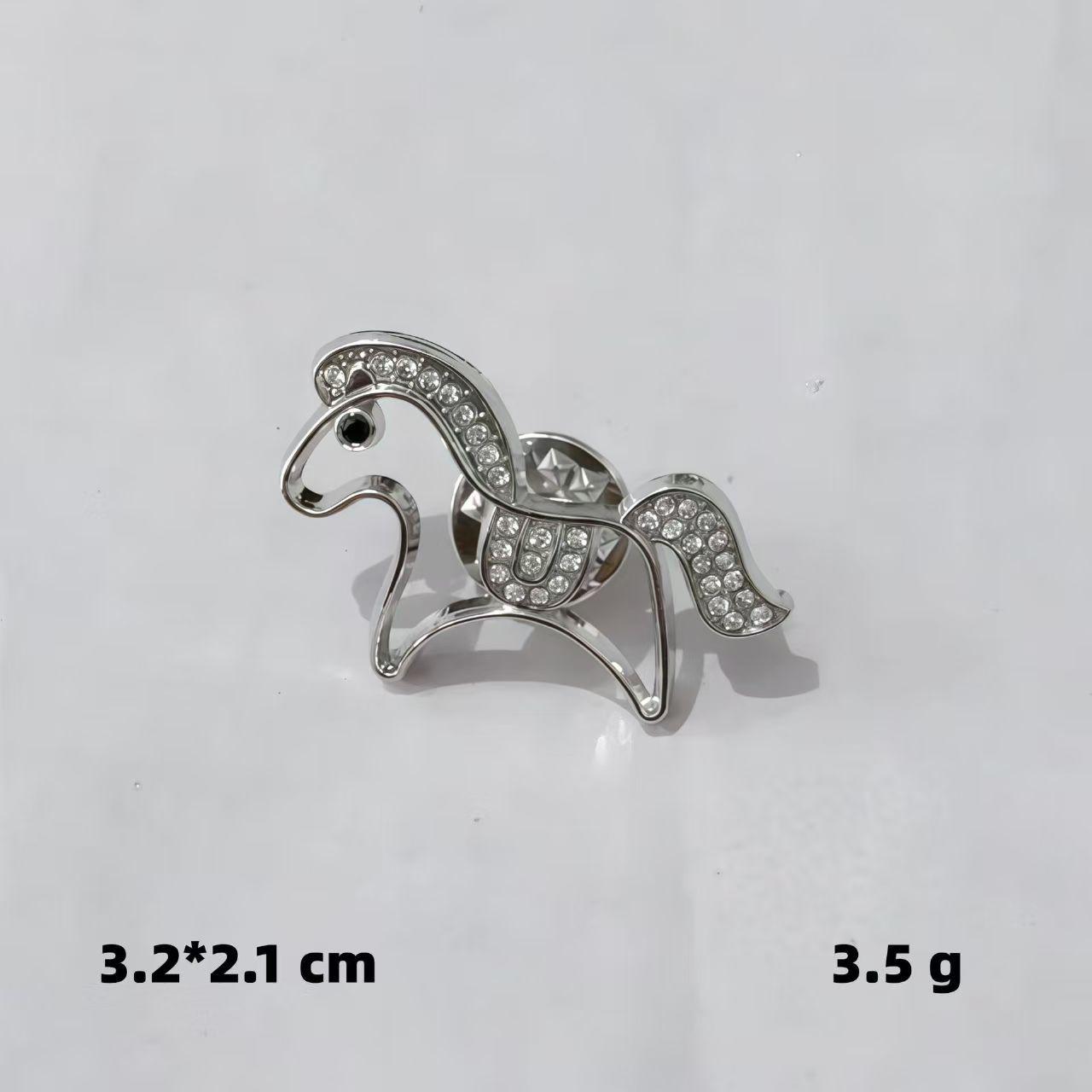 Брошь из эмалированного сплава 2026 года: Изысканная булавка-корсаж для костюма и пальто