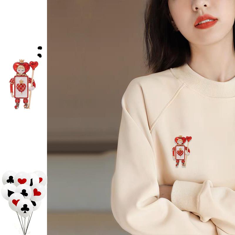 Cute Heart and Spade Cartoon Figure Soldier Brooch Enamel Clown Brooches Pins For Women Girls Suit Clothes Accessories Clip Pin