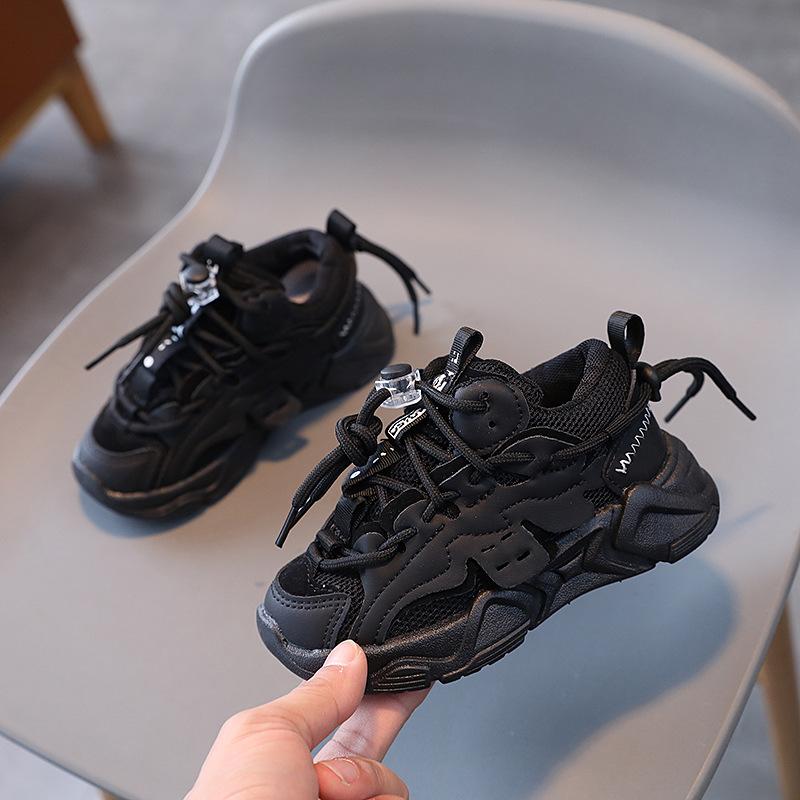 

Детские кроссовки. Повседневная обувь для девочек. Одиночные туфли на мягкой подошве для мальчиков. Модная обувь для папы. 37 чёрный