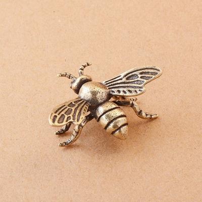 Vintage Solid Copper Plated Handmade Bee Tea Pet Mini Carving Decor Office Desk Bookshelf Ornament Desktop Accessory